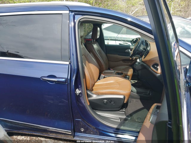 2018 CHRYSLER PACIFICA 2C4RC1GGXJR295252 Photo 4