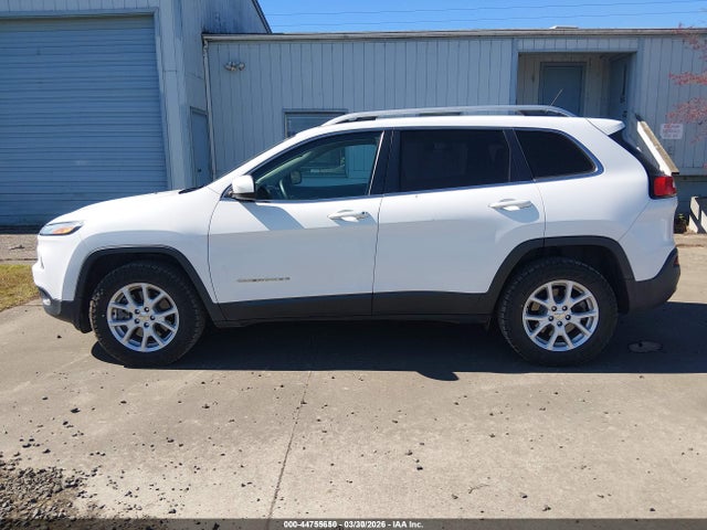 Jeep Cherokee Latitude 4x4 2018 1C4PJMCB1JD540872 Image 19