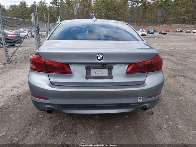 WBAJA7C34HG904997 BMW 530i Xdrive
