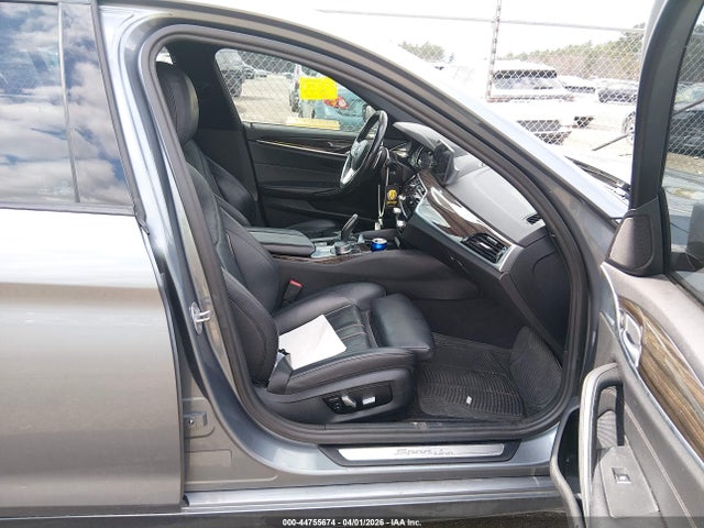 WBAJA7C34HG904997 BMW 530i Xdrive