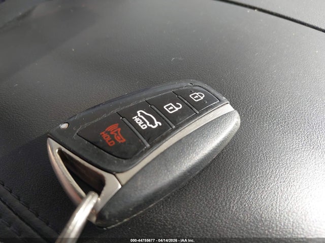 2015 Hyundai Genesis 3.8 მანქანა იყიდება აუქციონზე, vin: KMHGN4JE8FU018597, აუქციონის ნომერი: 44755677