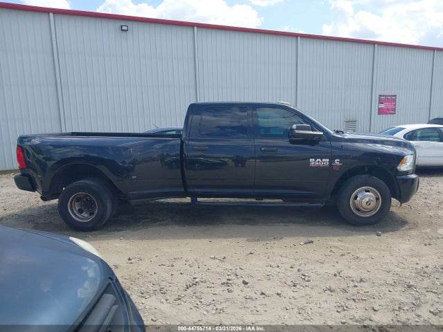 44755714 :رقم المزاد ، 3C63RPGL3JG158865 vin ، 2018 Ram 3500 Tradesman  4x2 8' Box مزاد بيع
