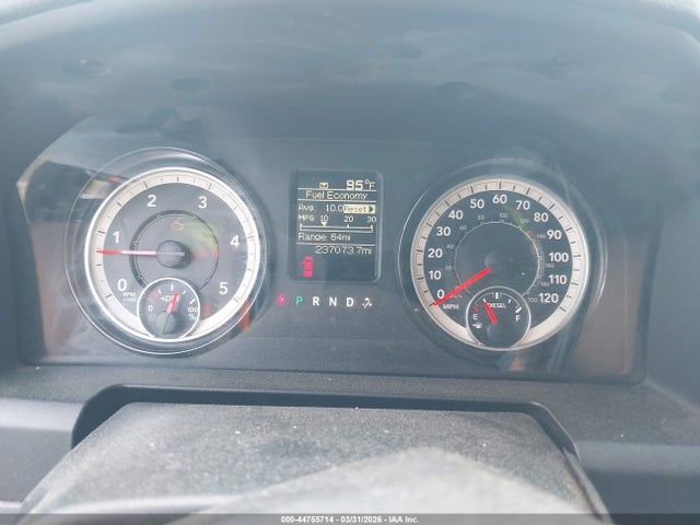 44755714 :رقم المزاد ، 3C63RPGL3JG158865 vin ، 2018 Ram 3500 Tradesman  4x2 8' Box مزاد بيع