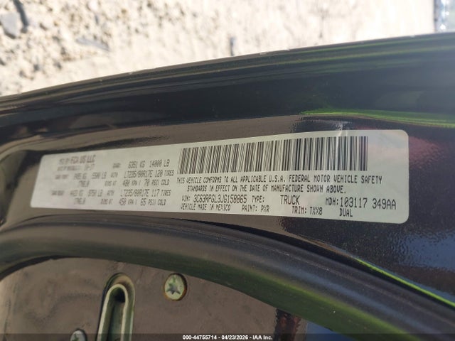 44755714 :رقم المزاد ، 3C63RPGL3JG158865 vin ، 2018 Ram 3500 Tradesman  4x2 8' Box مزاد بيع