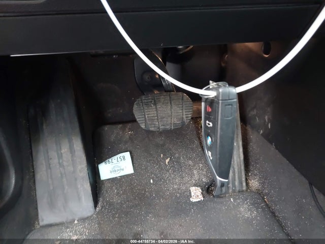 2016 BMW X1 WBXHT3C38G5E48670 Photo 10