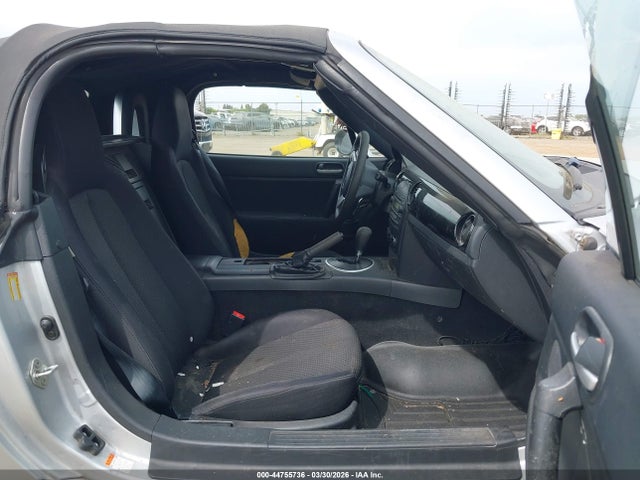 Продажа на аукционе авто 2007 Mazda Mx-5 Sport, vin: JM1NC25F470127334, номер лота: 44755736