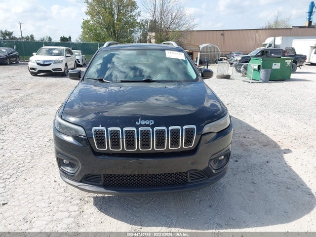 44755745 :رقم المزاد ، 1C4PJMCB1KD459341 vin ، 2019 Jeep Cherokee Latitude 4x4 مزاد بيع