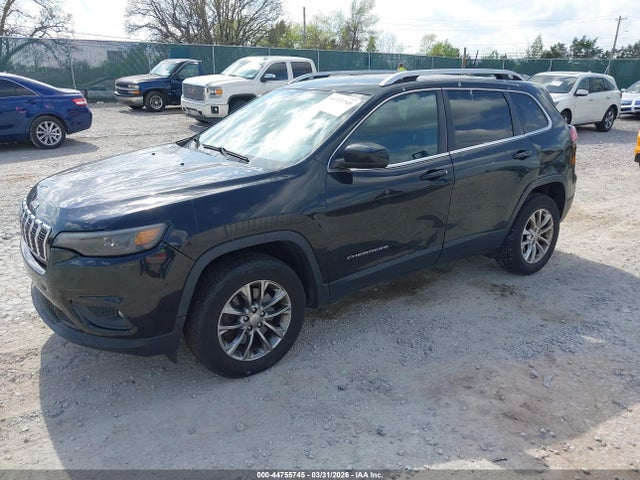 44755745 :رقم المزاد ، 1C4PJMCB1KD459341 vin ، 2019 Jeep Cherokee Latitude 4x4 مزاد بيع