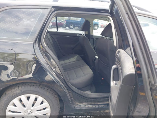 44755762 :رقم المزاد ، 3VWPP7AJ9EM602942 vin ، 2014 Volkswagen Jetta Sportwagen 2.5l S مزاد بيع