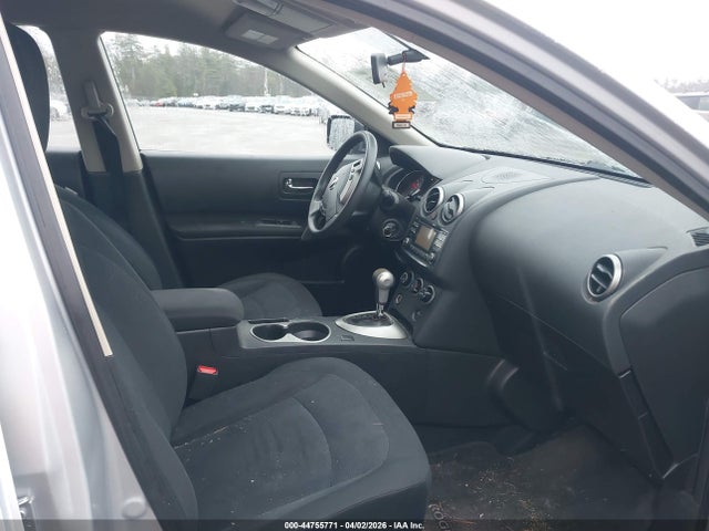 JN8AS5MV2FW770289 Nissan Rogue Select S