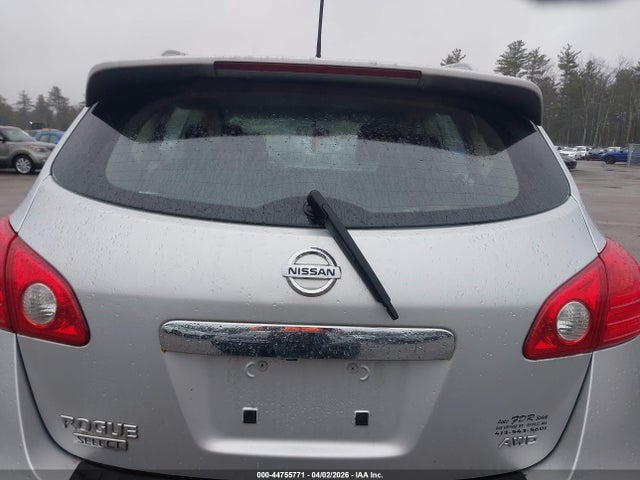 JN8AS5MV2FW770289 Nissan Rogue Select S