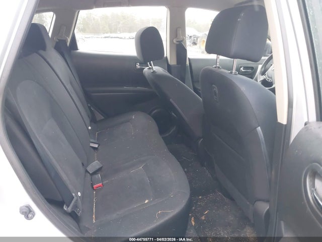 JN8AS5MV2FW770289 Nissan Rogue Select S