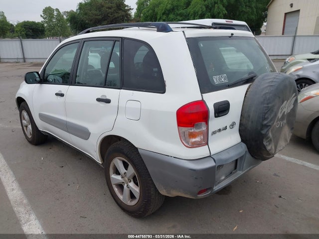 2004 TOYOTA RAV4 JTEGD20V040011351 Photo 2
