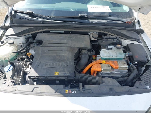 2019 HYUNDAI IONIQ HYBRID KMHC65LC9KU107652 Photo 9