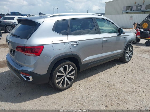 2024 VOLKSWAGEN TAOS 3VVSX7B26RM028814 Photo 3