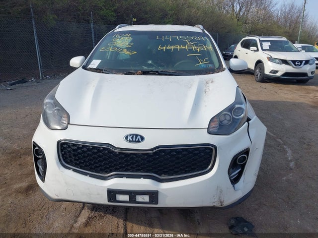 KNDPMCAC9K7501380 KIA Sportage Lx