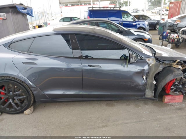 2021 Tesla Model S Plaid Tri Motor All-wheel Drive მანქანა იყიდება აუქციონზე, vin: 5YJSA1E65MF431692, აუქციონის ნომერი: 44755930