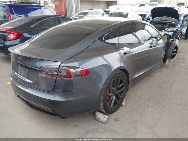 2021 Tesla Model S Plaid Tri Motor All-wheel Drive მანქანა იყიდება აუქციონზე, vin: 5YJSA1E65MF431692, აუქციონის ნომერი: 44755930