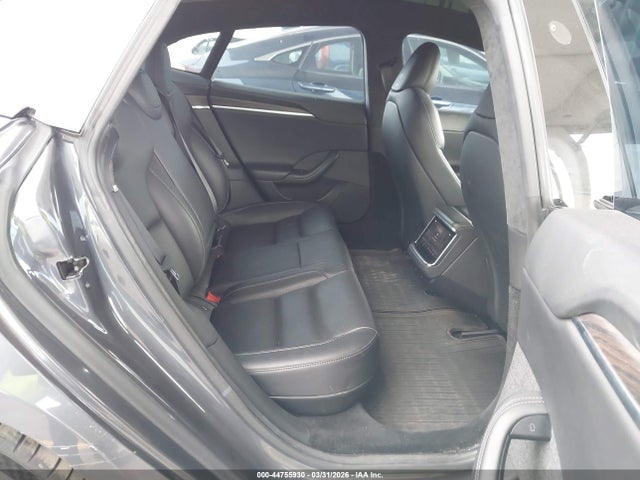 2021 Tesla Model S Plaid Tri Motor All-wheel Drive მანქანა იყიდება აუქციონზე, vin: 5YJSA1E65MF431692, აუქციონის ნომერი: 44755930