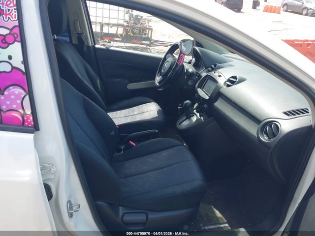 44755970 :رقم المزاد ، JM1DE1KZ3E0178996 vin ، 2014 Mazda Mazda2 Sport مزاد بيع
