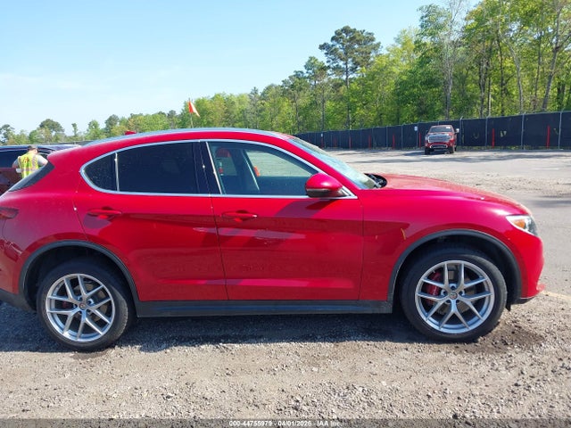 44755979 :رقم المزاد ، ZASFAKANXJ7B79760 vin ، 2018 Alfa Romeo Stelvio Awd مزاد بيع