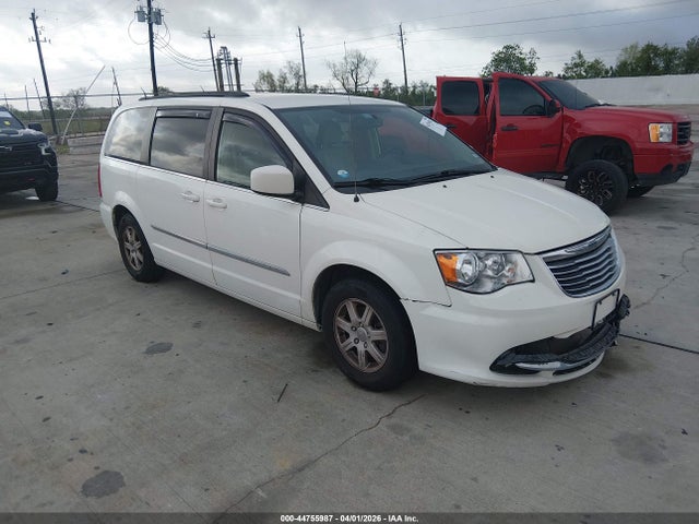 2013 CHRYSLER TOWN & COUNTRY 2C4RC1BG8DR555904 Photo 0