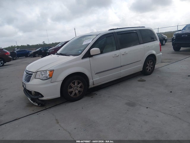 2013 CHRYSLER TOWN & COUNTRY 2C4RC1BG8DR555904 Photo 1
