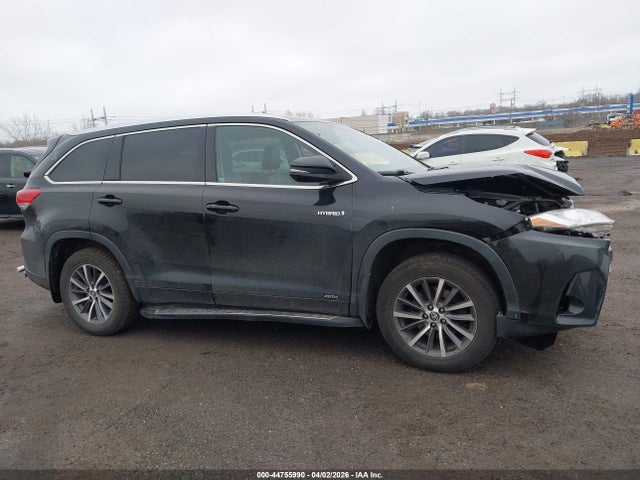 2018 Toyota Highlander Hybrid Xle მანქანა იყიდება აუქციონზე, vin: 5TDJGRFH2JS040256, აუქციონის ნომერი: 44755990