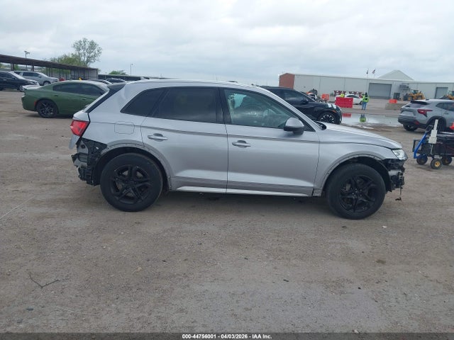 44756001 :رقم المزاد ، WA1ANAFY6J2173563 vin ، 2018 Audi Q5 2.0t Premium/2.0t Tech Premium مزاد بيع