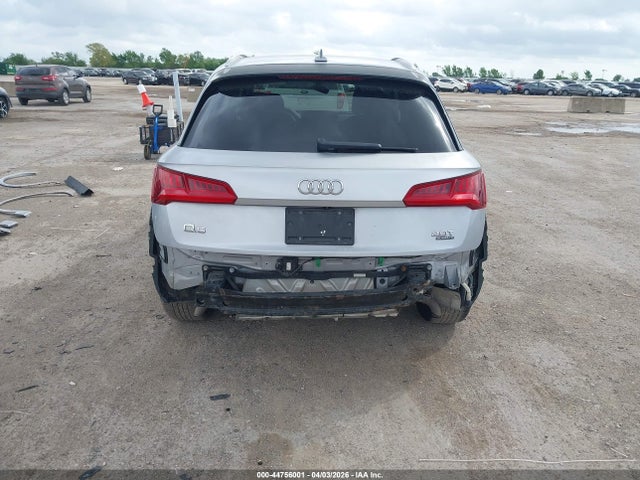 44756001 :رقم المزاد ، WA1ANAFY6J2173563 vin ، 2018 Audi Q5 2.0t Premium/2.0t Tech Premium مزاد بيع