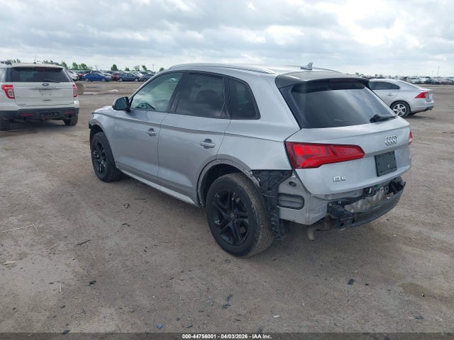 44756001 :رقم المزاد ، WA1ANAFY6J2173563 vin ، 2018 Audi Q5 2.0t Premium/2.0t Tech Premium مزاد بيع