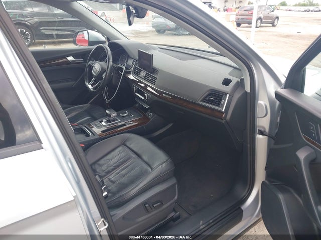 44756001 :رقم المزاد ، WA1ANAFY6J2173563 vin ، 2018 Audi Q5 2.0t Premium/2.0t Tech Premium مزاد بيع