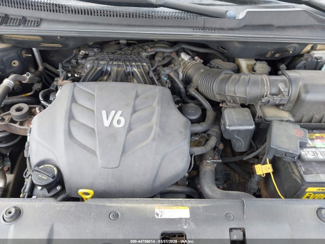 2011 Kia Sedona Lx მანქანა იყიდება აუქციონზე, vin: KNDMG4C74B6385138, აუქციონის ნომერი: 44756014