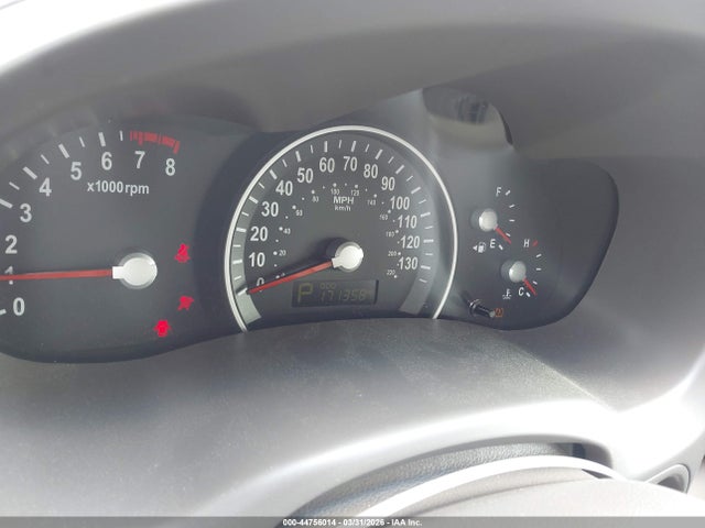 2011 Kia Sedona Lx მანქანა იყიდება აუქციონზე, vin: KNDMG4C74B6385138, აუქციონის ნომერი: 44756014