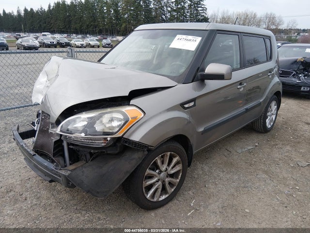2013 Kia Soul მანქანა იყიდება აუქციონზე, vin: KNDJT2A53D7608027, აუქციონის ნომერი: 44756035