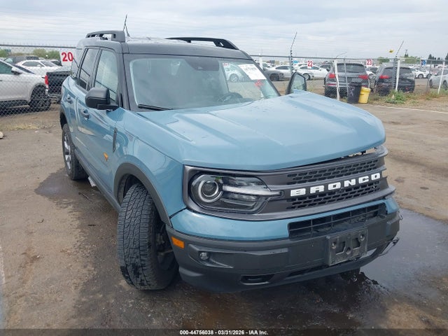 44756038 :رقم المزاد ، 3FMCR9D94NRE22999 vin ، 2022 Ford Bronco Sport Badlands مزاد بيع