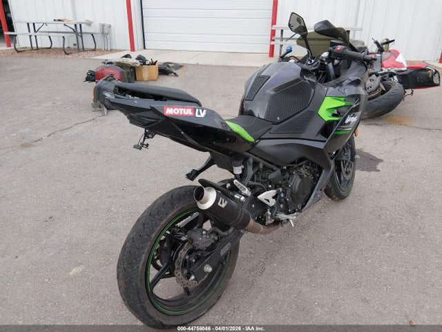 Kawasaki EX400 2023 JKAEXKH18PDAM9764 Image 4