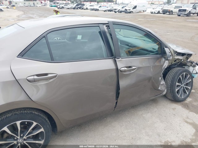5YFBURHE5HP676561 Toyota COROLLA SE