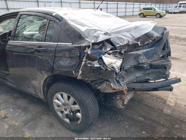 44756064 :رقم المزاد ، 1C3CC4FB9AN176560 vin ، 2010 Chrysler Sebring Touring مزاد بيع