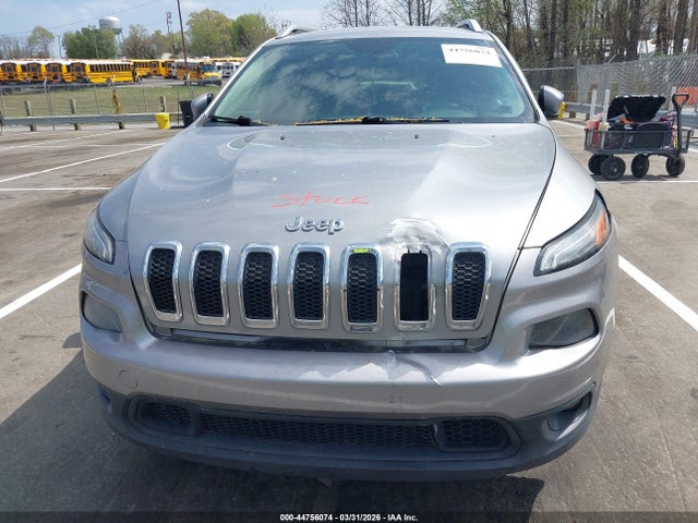 44756074 :رقم المزاد ، 1C4PJMCSXEW211288 vin ، 2014 Jeep Cherokee Latitude مزاد بيع