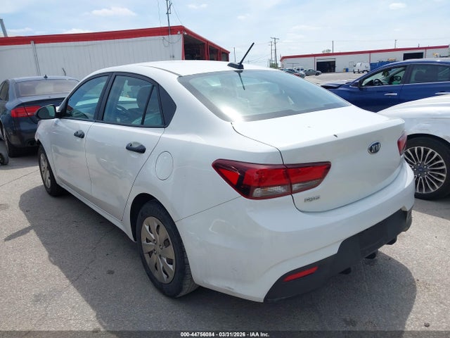 2018 KIA RIO 3KPA24AB7JE069430 Photo 2
