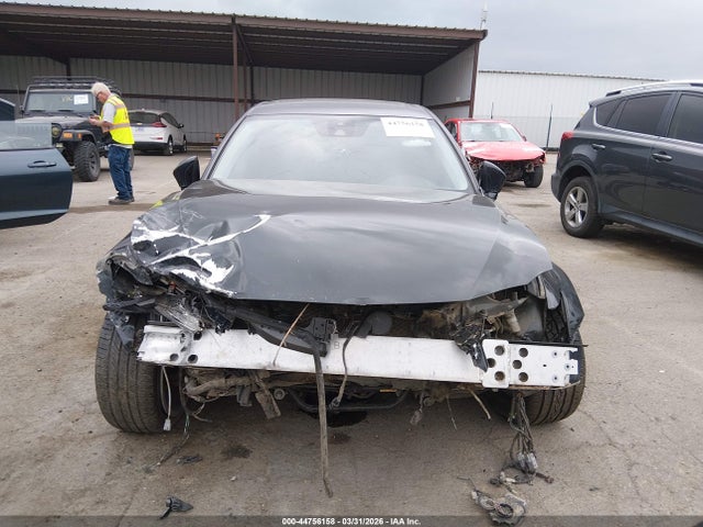 Lexus IS 300 2018 JTHBA1D25J5062312 Image 12