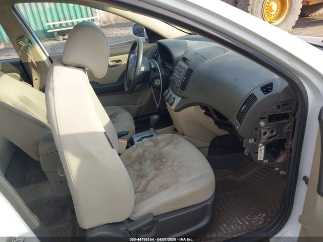 2008 HYUNDAI ELANTRA KMHDU46D28U372754 Photo 4