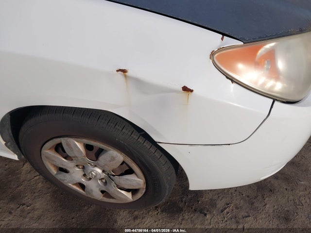 2008 HYUNDAI ELANTRA KMHDU46D28U372754 Photo 5