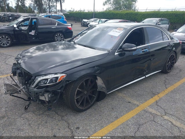 2015 Mercedes-benz S 550 4matic მანქანა იყიდება აუქციონზე, vin: WDDUG8FB3FA123756, აუქციონის ნომერი: 44756181