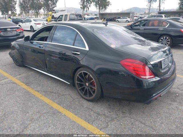 2015 Mercedes-benz S 550 4matic მანქანა იყიდება აუქციონზე, vin: WDDUG8FB3FA123756, აუქციონის ნომერი: 44756181