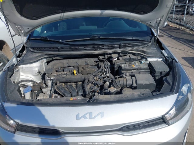 2022 Kia Rio Lx მანქანა იყიდება აუქციონზე, vin: 3KPA24AD9NE466693, აუქციონის ნომერი: 44756184