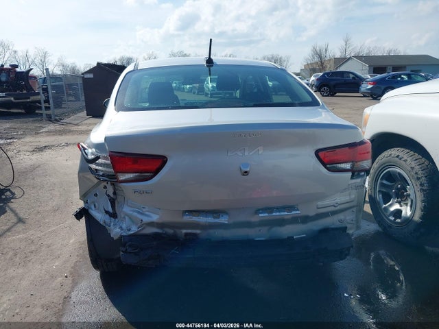 2022 Kia Rio Lx მანქანა იყიდება აუქციონზე, vin: 3KPA24AD9NE466693, აუქციონის ნომერი: 44756184