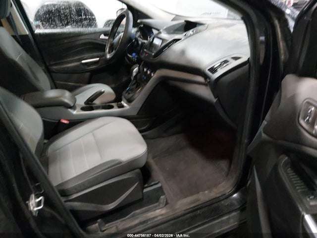 1FMCU9G95FUB08766 Ford ESCAPE SE