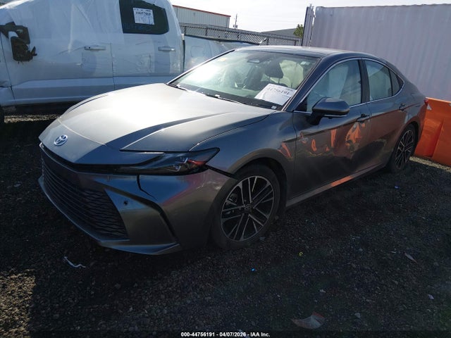 44756191 :رقم المزاد ، 4T1DAACK2SU556111 vin ، 2025 Toyota Camry Xle مزاد بيع